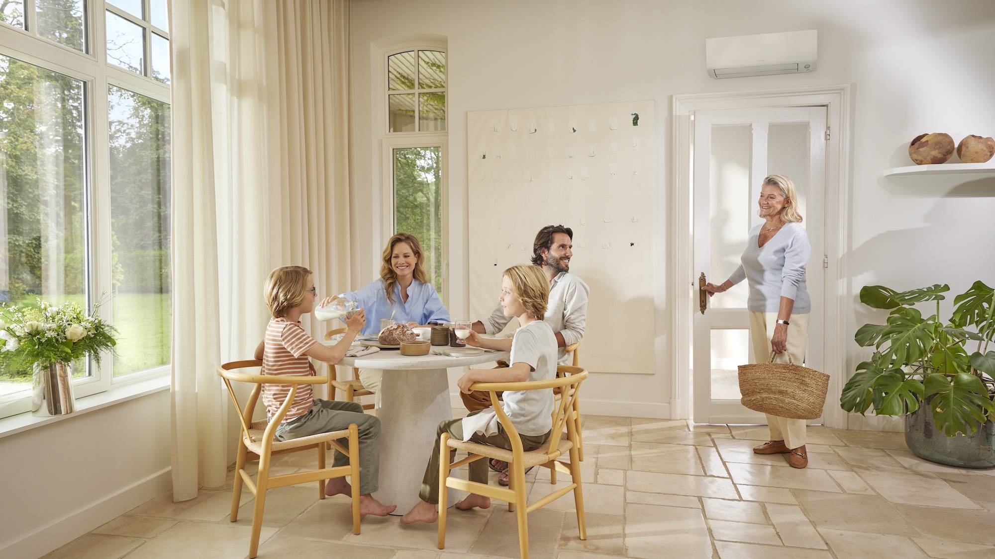 Climatisation réversible Hitachi à Ollioules près de Toulon dans le Var