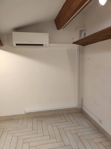 Climatisation réversible Daikin pour 2 chambres dans une maison à Six-Fours près de Toulon