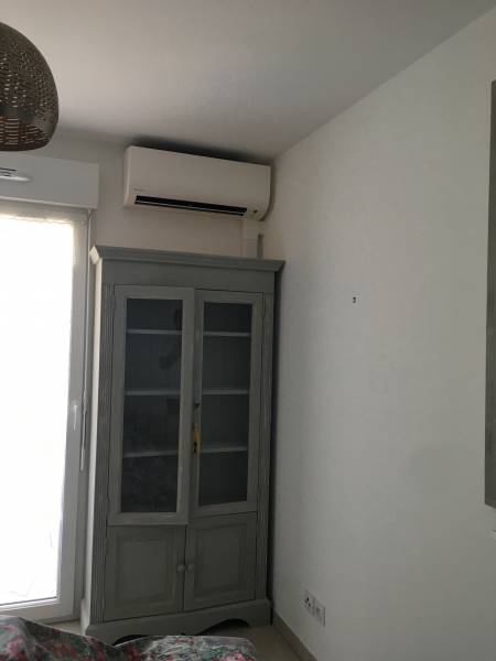 Clim chambre Daikin Sensira FTXF à Saint Cyr