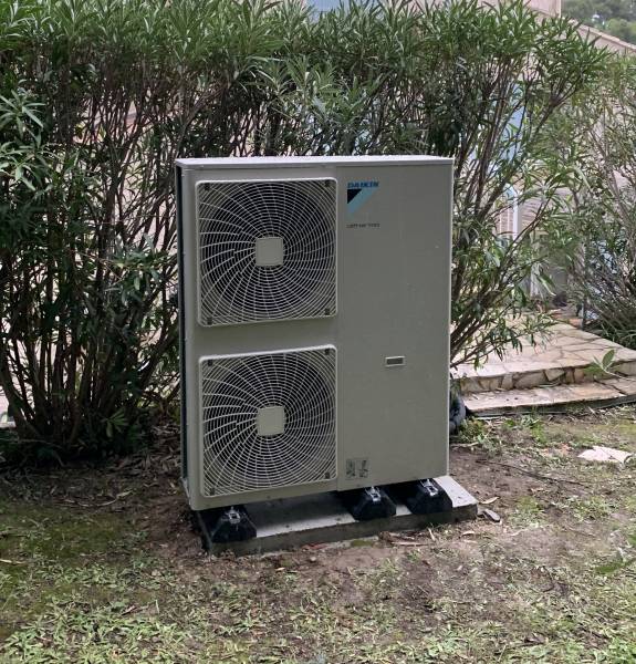 Pompe à chaleur Daikin Altherma à Ollioules