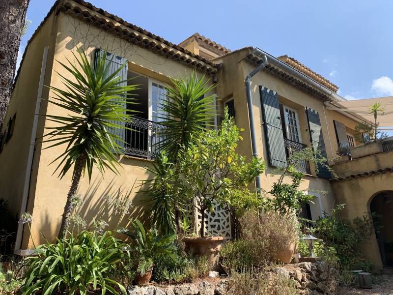 Cache climatisation à Toulon