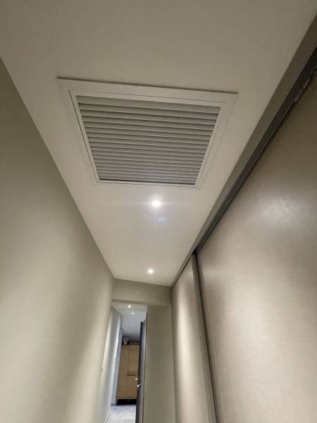 Grille d'aspiration pour gainable à Sanary